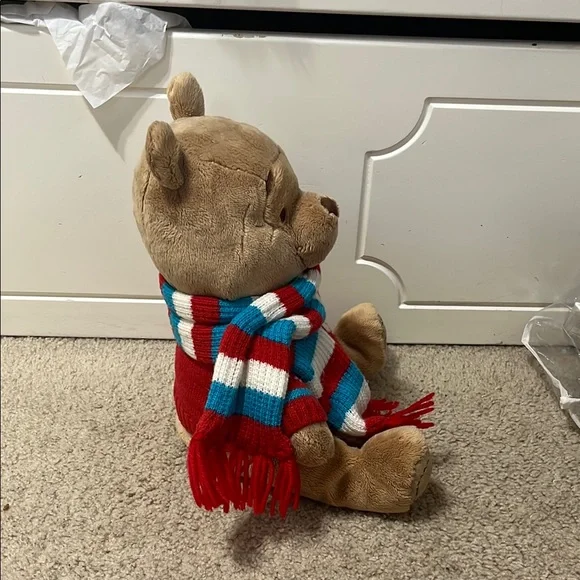 Winnie the Pooh Plush - Picture 4 of 5